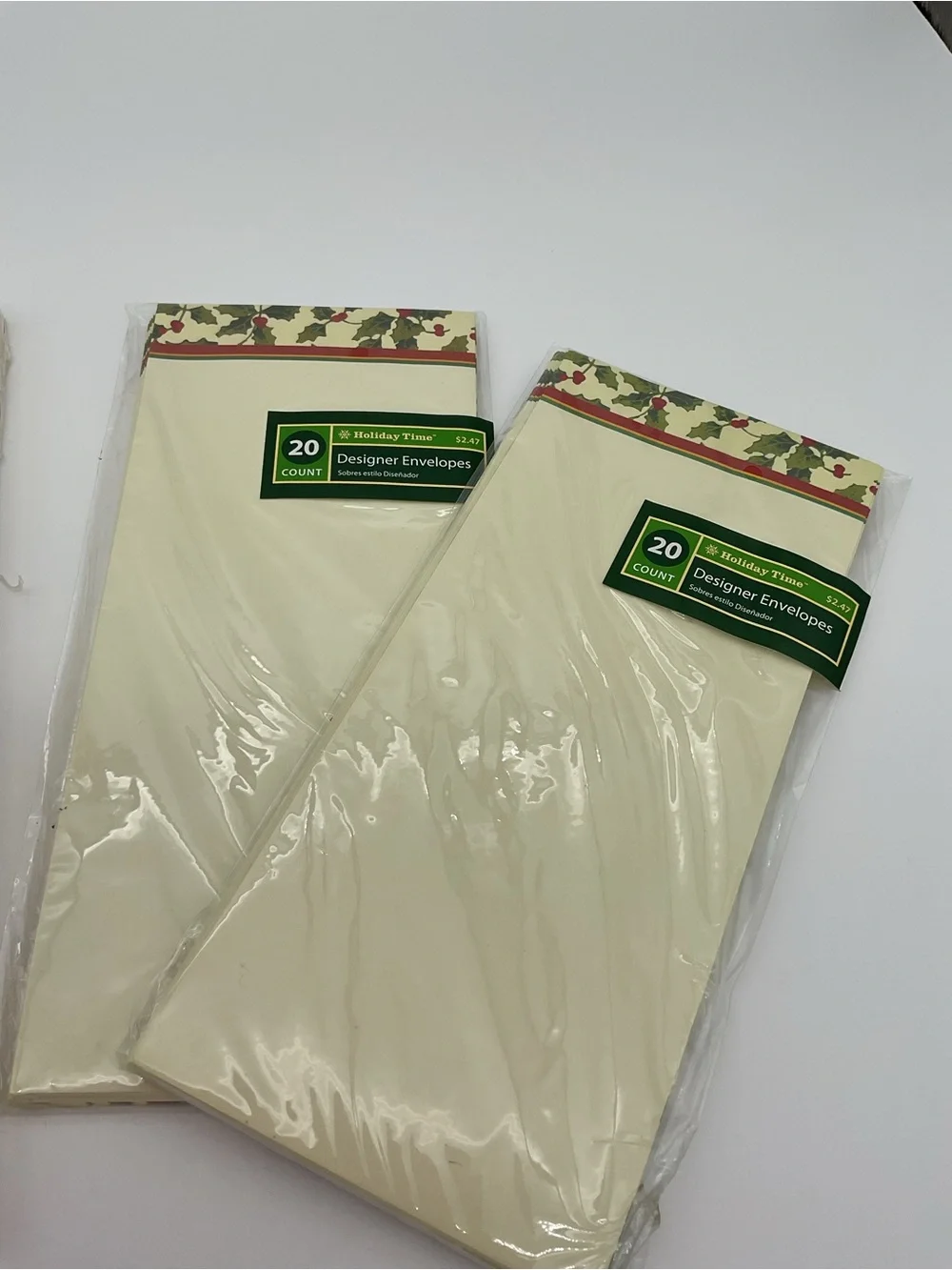 Geographics Holiday Stationary/Printer Paper with Coordinated Envelopes
